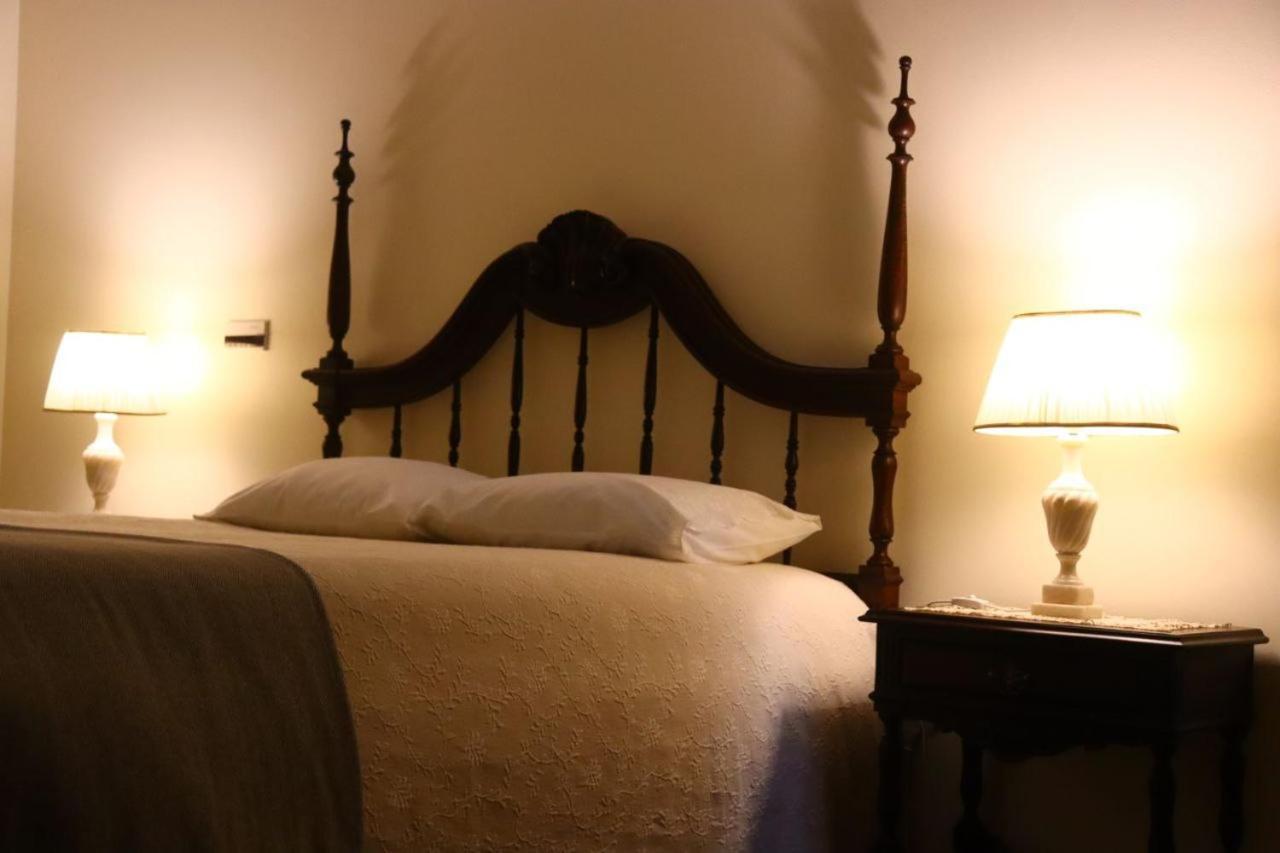 Casa Robusto Guest House Салватера де Магос Стая снимка